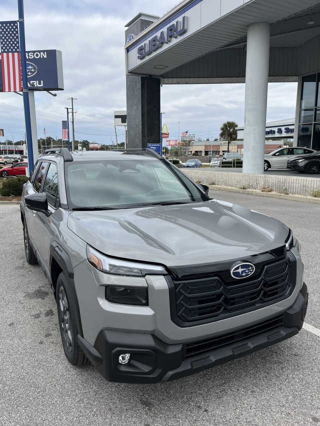 2026 Subaru Outback Premium's photo