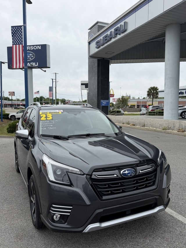 2023 Subaru Forester Touring's photo