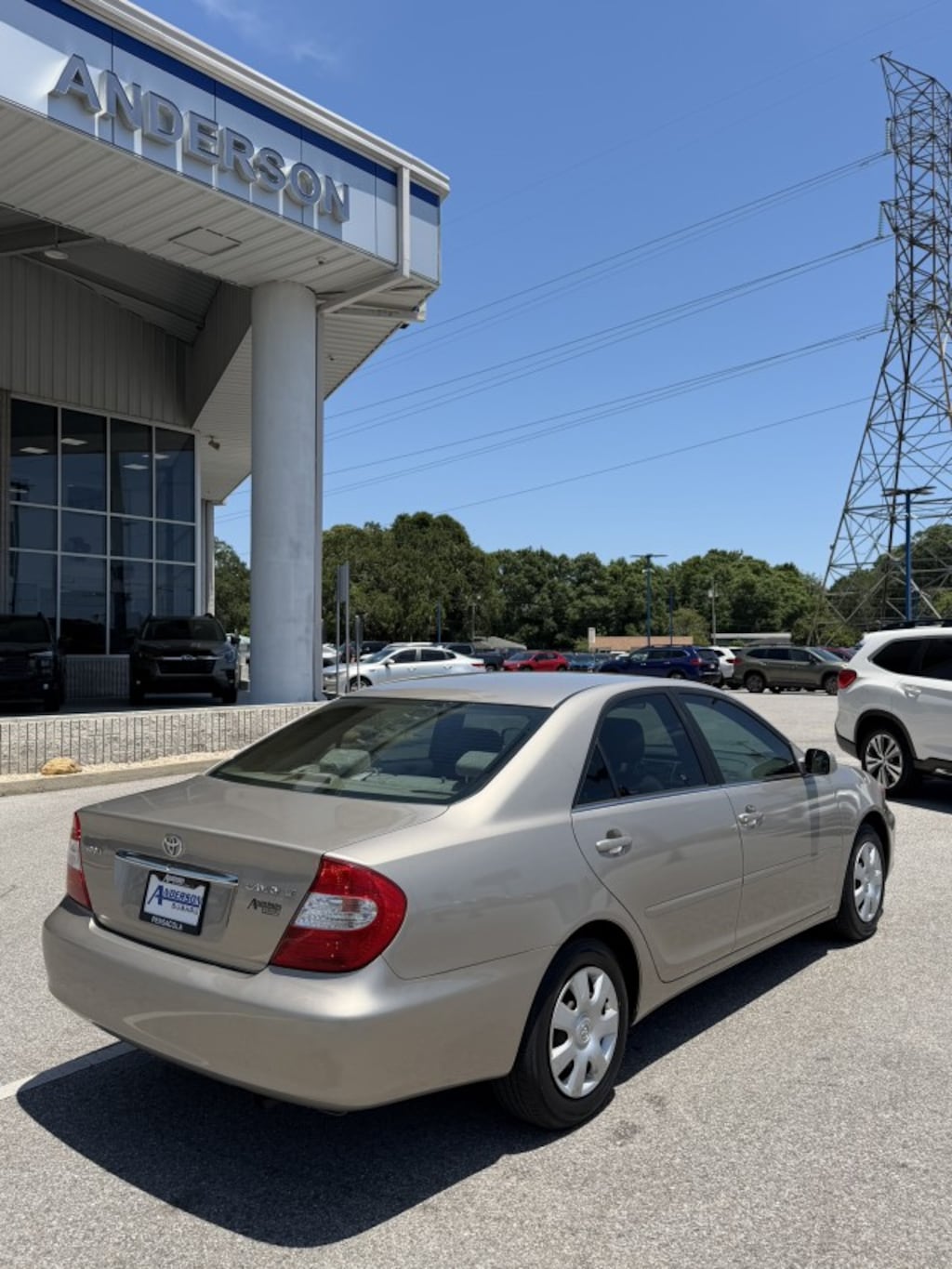 Used 2004 Toyota Camry LE Sedan