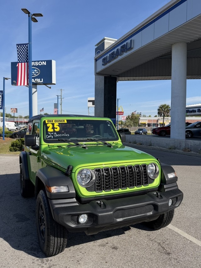 2025 Jeep Wrangler Sport's photo