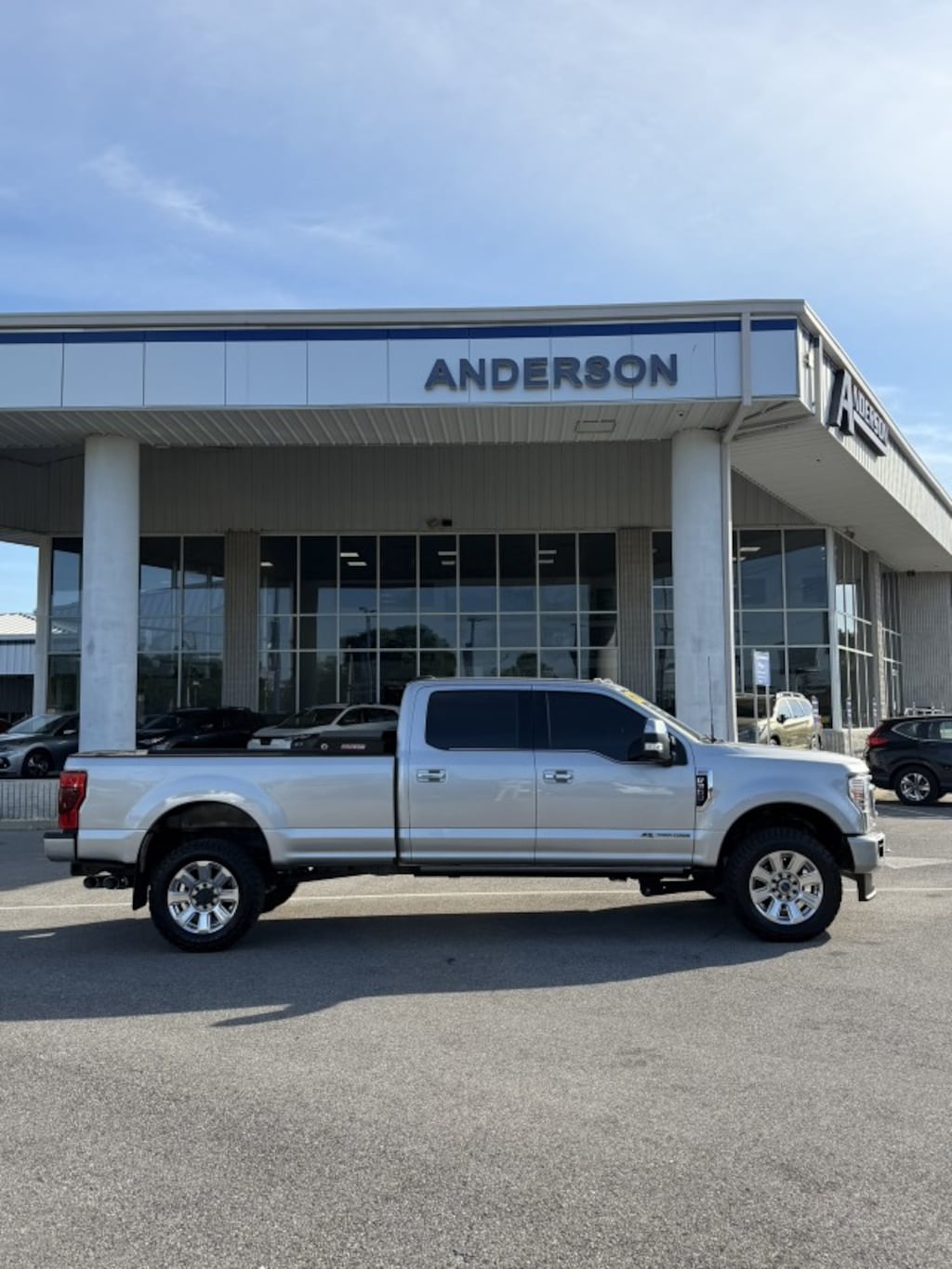 Used 2022 Ford Super Duty F-350 SRW Platinum Truck Crew Cab
