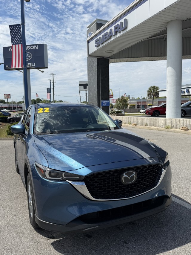 2022 Mazda CX-5 S Preferred package Auto AWD's photo