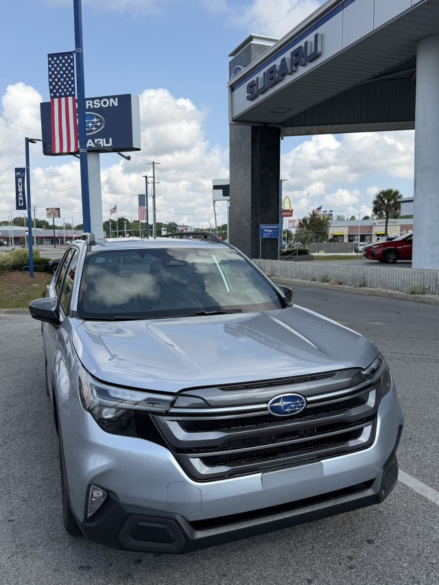 2026 Subaru Forester Limited Hybrid's photo