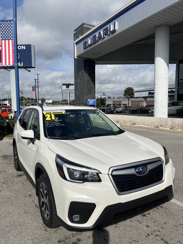 2021 Subaru Forester Premium's photo