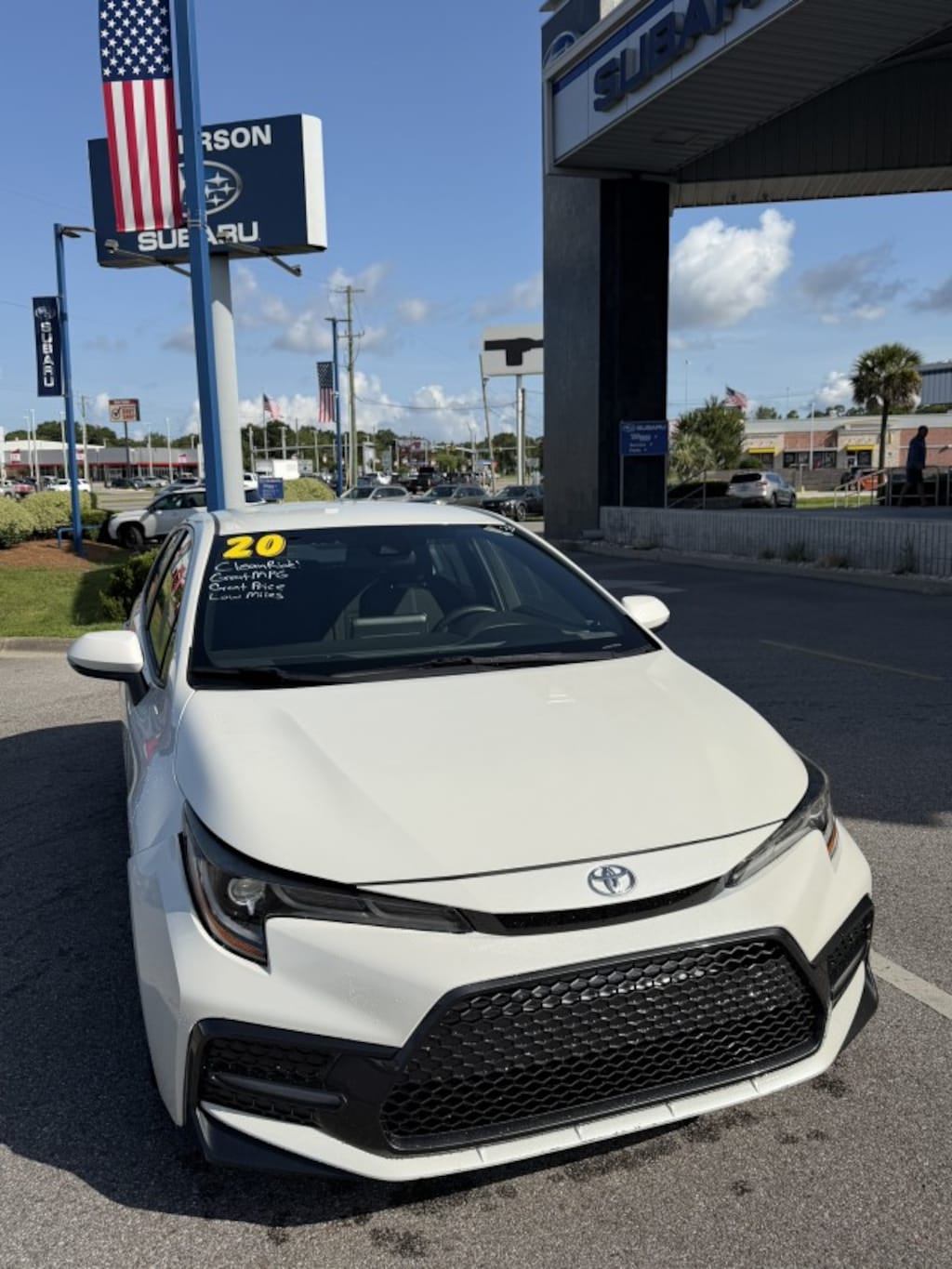 Used 2020 Toyota Corolla SE Sedan