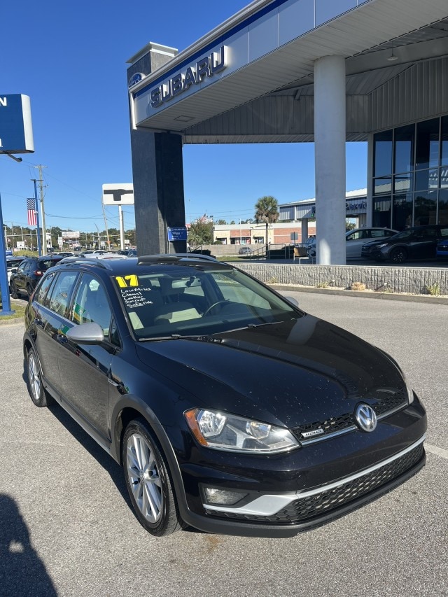 2017 Volkswagen Golf Alltrack Alltrack S's photo