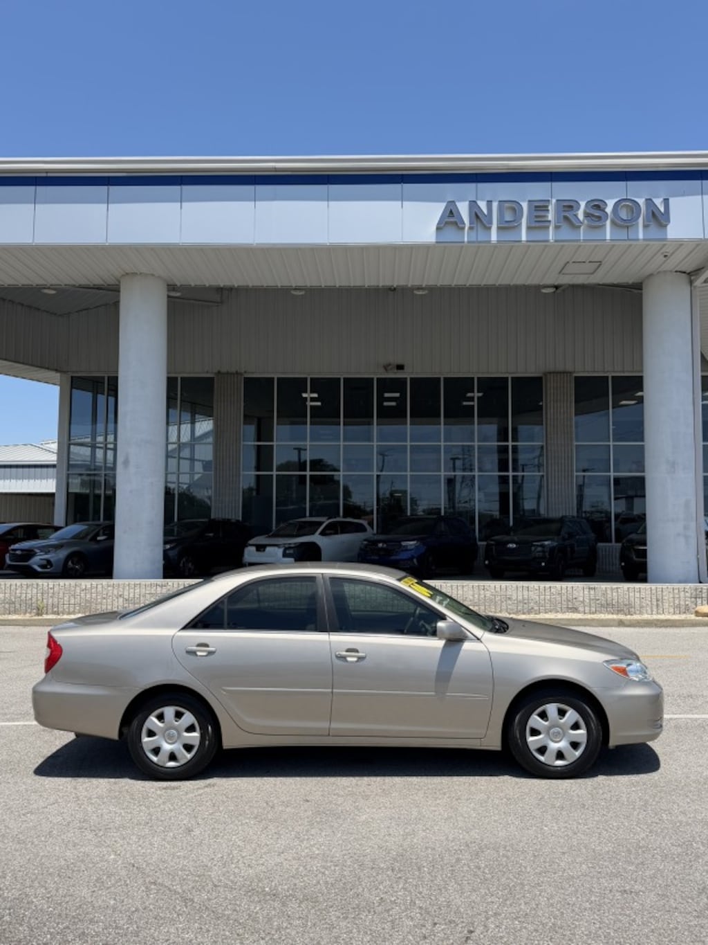 Used 2004 Toyota Camry LE Sedan