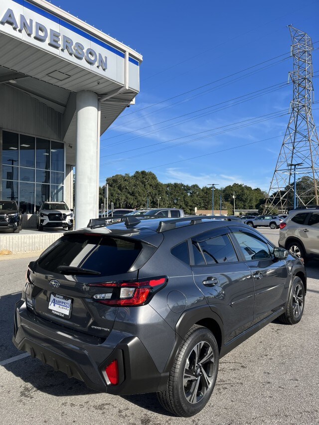 2025 Subaru Crosstrek Premium photo 3