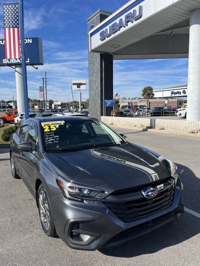 2025 Subaru Legacy Limited's photo