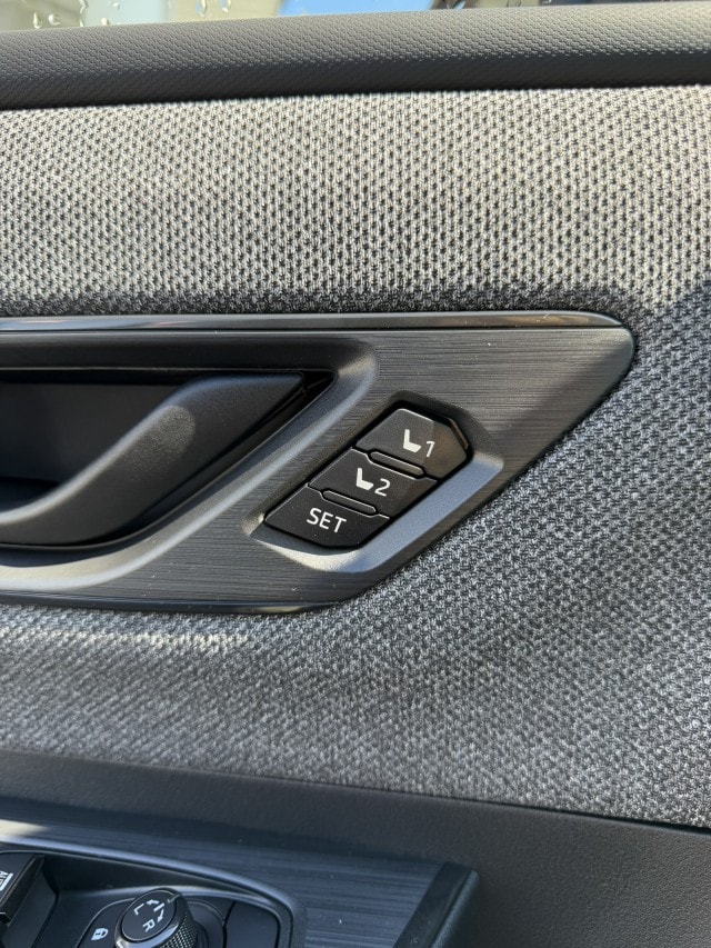 2026 Subaru Outback Limited - Photo 19