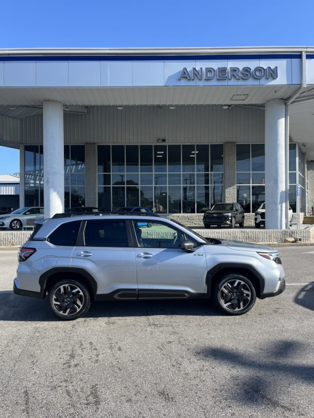 New 2025 Subaru Forester Hybrid Limited SUV