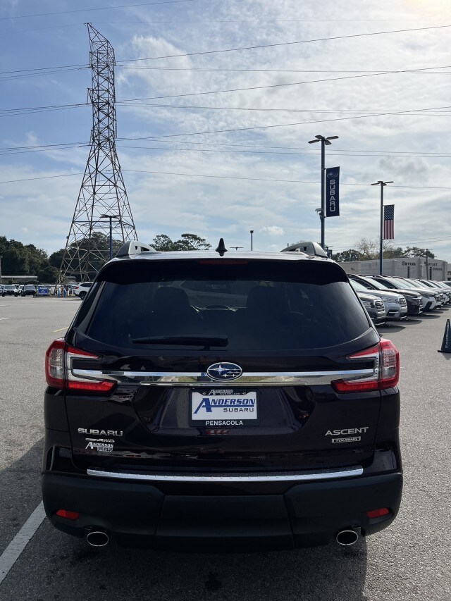 2024 Subaru Ascent Touring photo 4