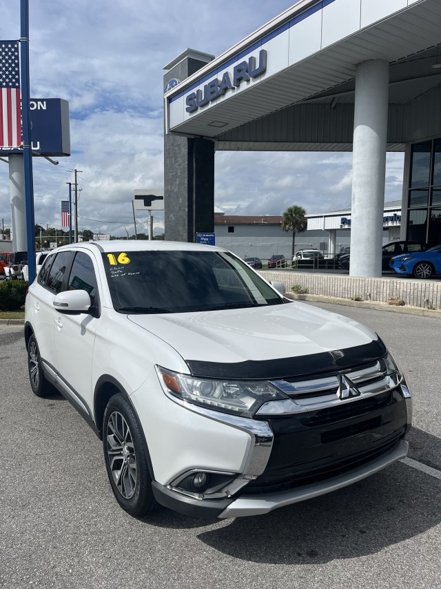 2016 Mitsubishi Outlander SE