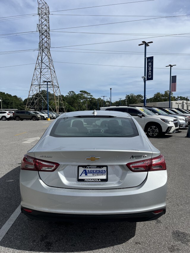 2022 Chevrolet Malibu 1LT photo 4