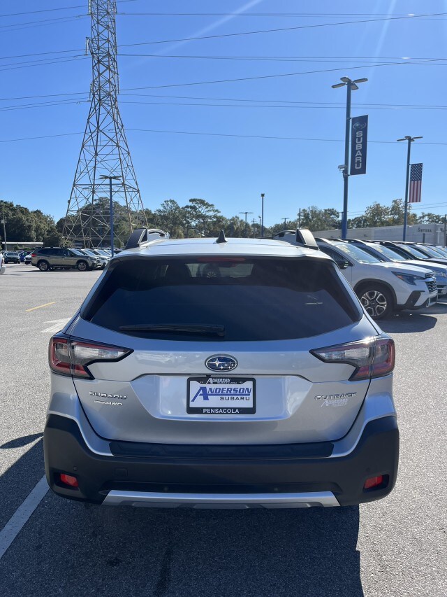 2025 Subaru Outback Limited photo 3