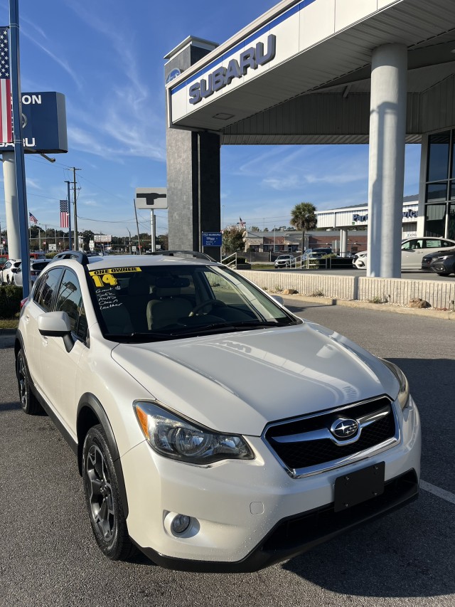 2014 Subaru XV Crosstrek Limited's photo