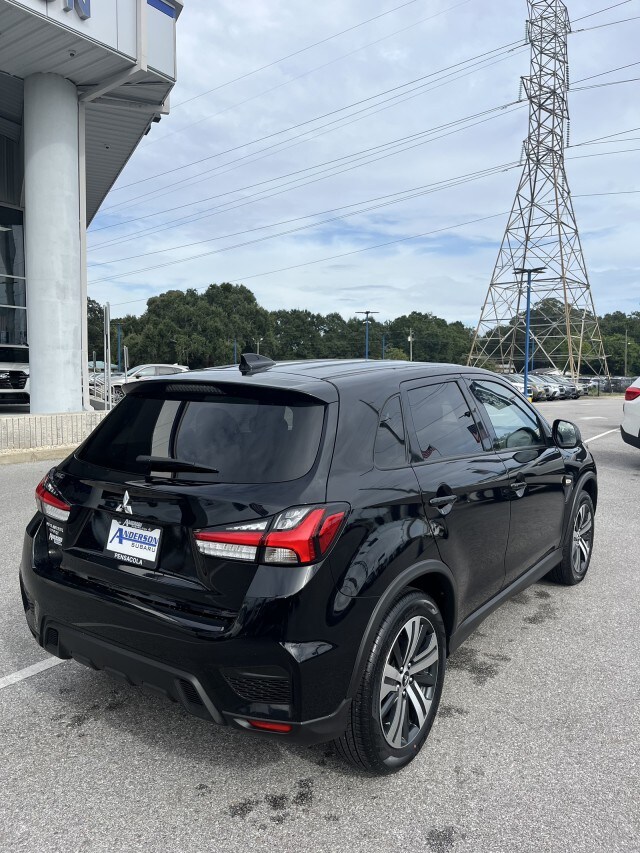 2023 Mitsubishi Outlander Sport ES photo 2