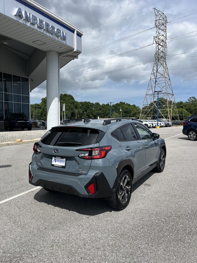 2024 Subaru Crosstrek Premium photo 3