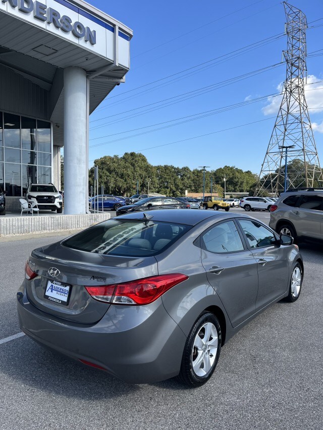 2013 Hyundai Elantra GLS Limited GS SE Tech photo 3