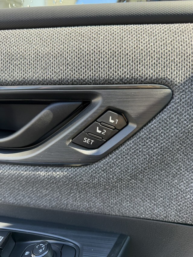 2026 Subaru Outback Limited - Photo 19