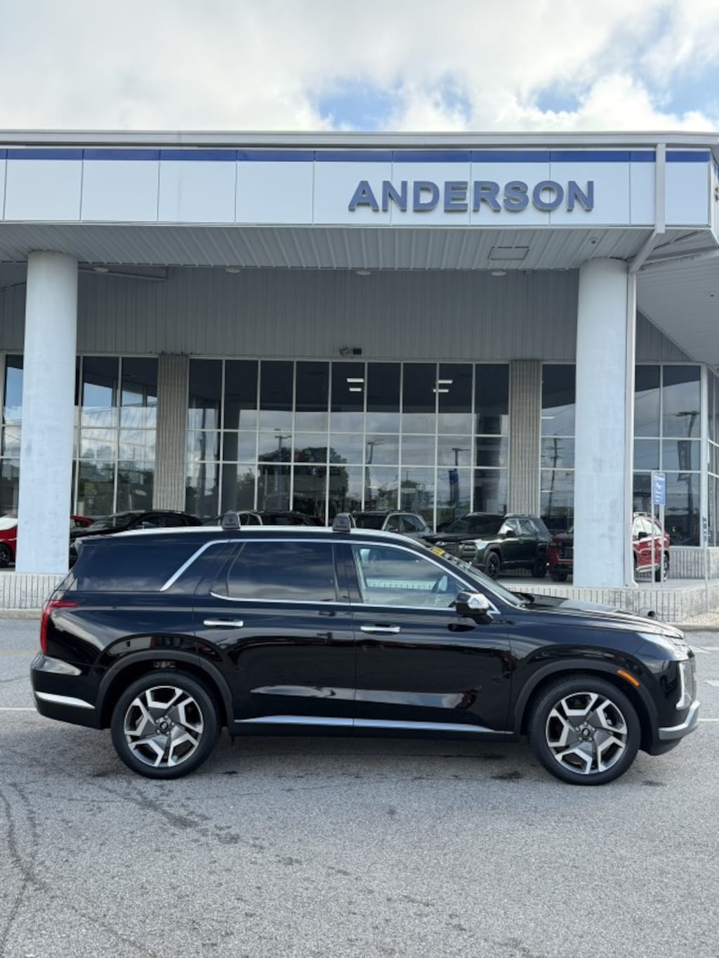 Used 2024 Hyundai Palisade SEL 7P SUV