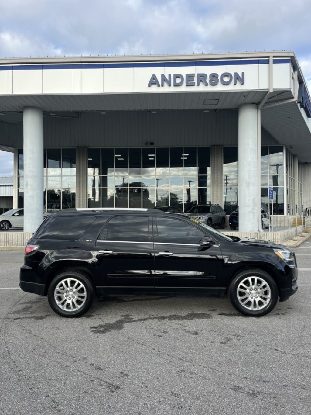 Used 2016 GMC Acadia SLT SUV
