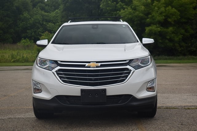 Used 2021 Chevrolet Equinox Premier with VIN 3GNAXXEV9MS114887 for sale in Glendale, WI
