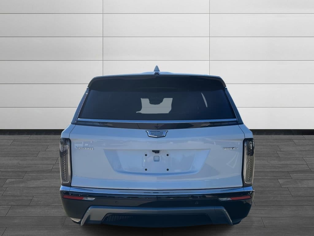 New 2026 CADILLAC VISTIQ Luxury SUV