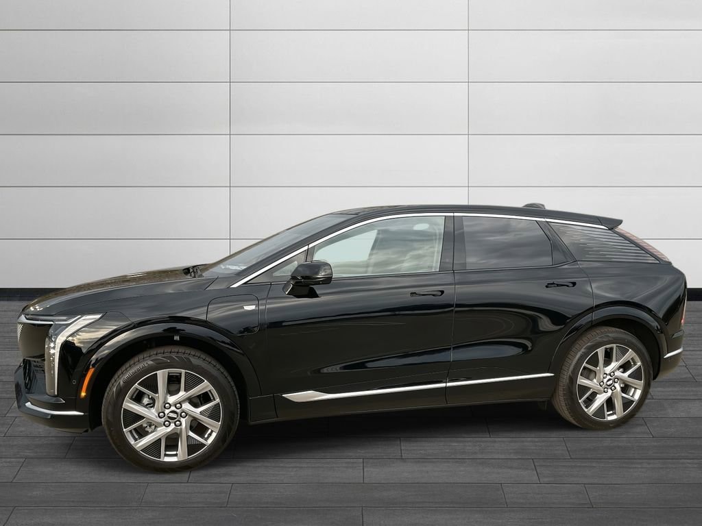 New 2026 CADILLAC OPTIQ Luxury SUV