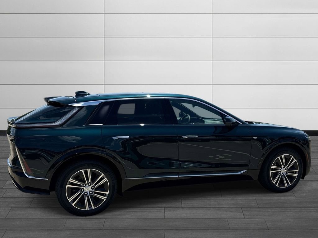 2026 Cadillac LYRIQ Luxury - Photo 6