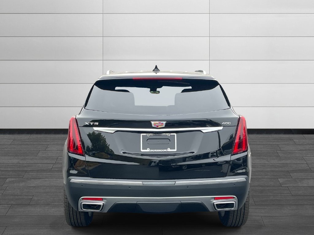 New 2026 CADILLAC XT5 Premium Luxury SUV