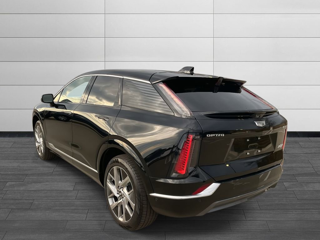 2026 Cadillac Optiq Luxury photo 3