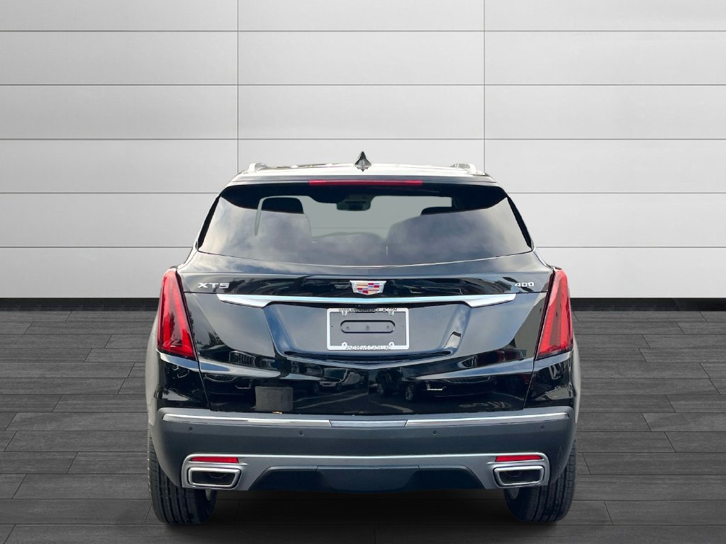 New 2026 CADILLAC XT5 Premium Luxury SUV