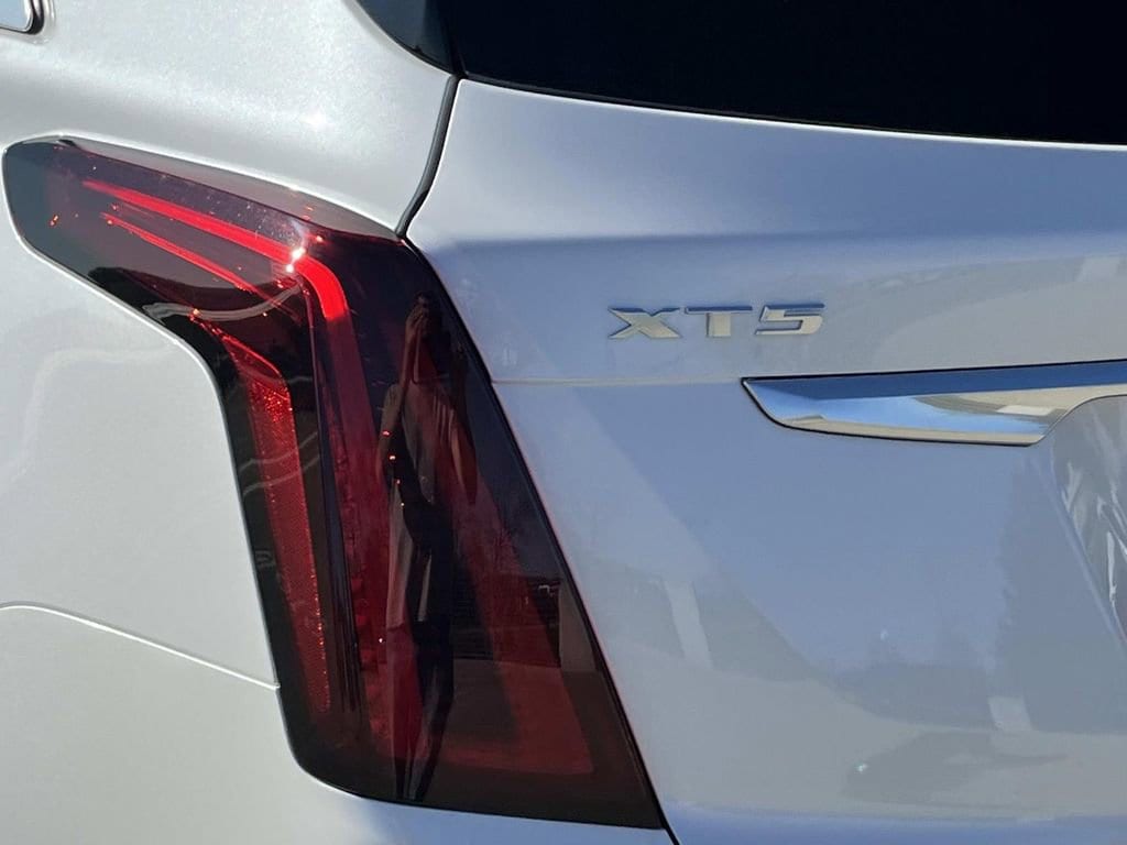 2026 Cadillac XT5 Premium Luxury - Photo 9