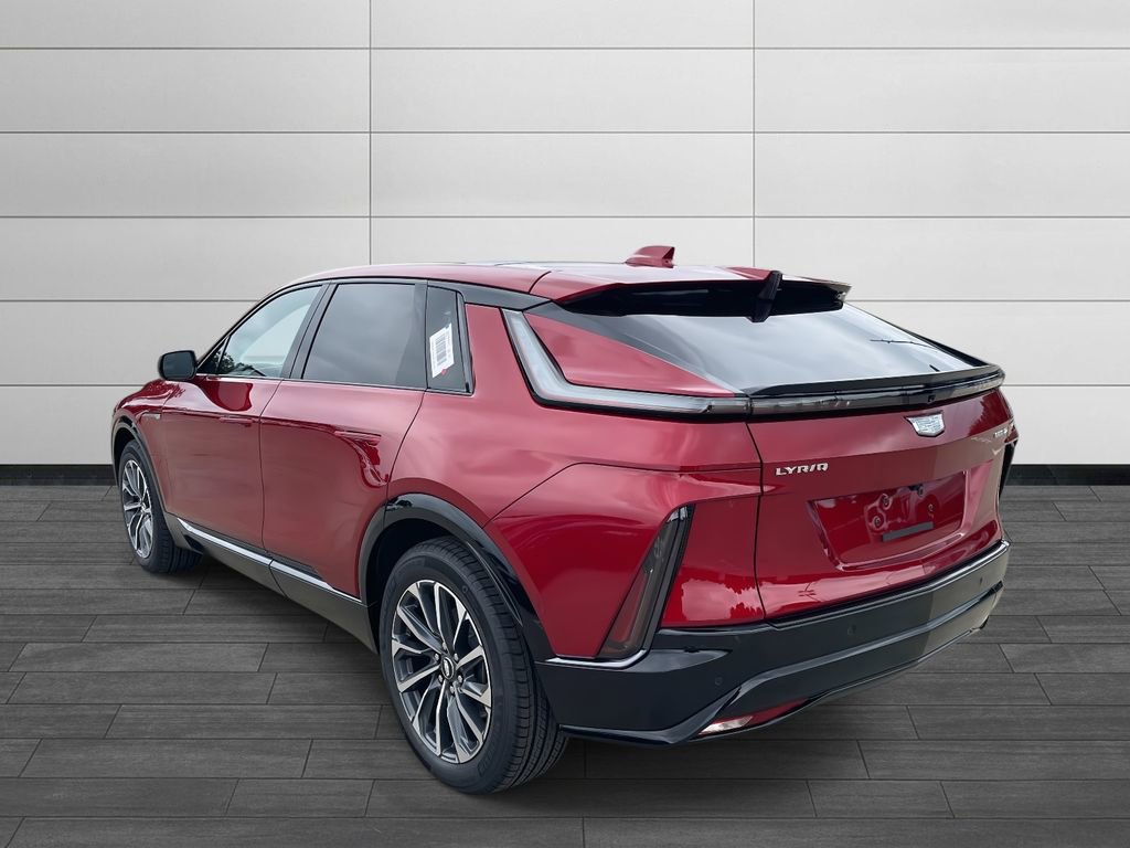 2025 Cadillac Lyriq Sport photo 3