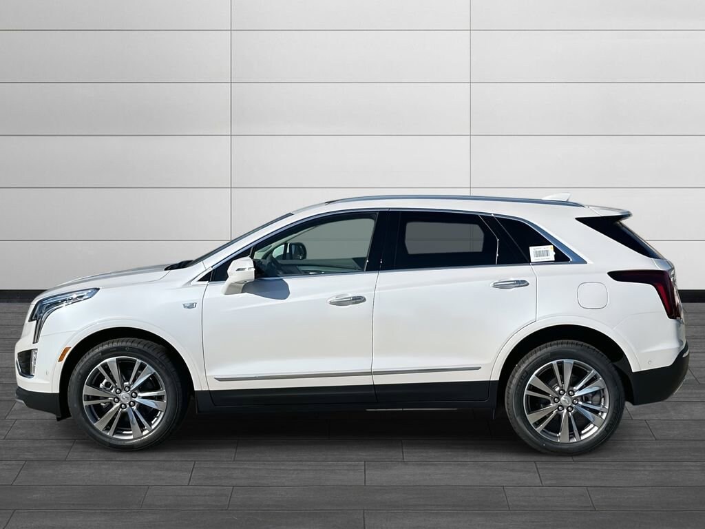 New 2026 CADILLAC XT5 Premium Luxury SUV