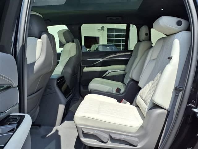 2026 Cadillac Escalade IQ Luxury - Photo 19