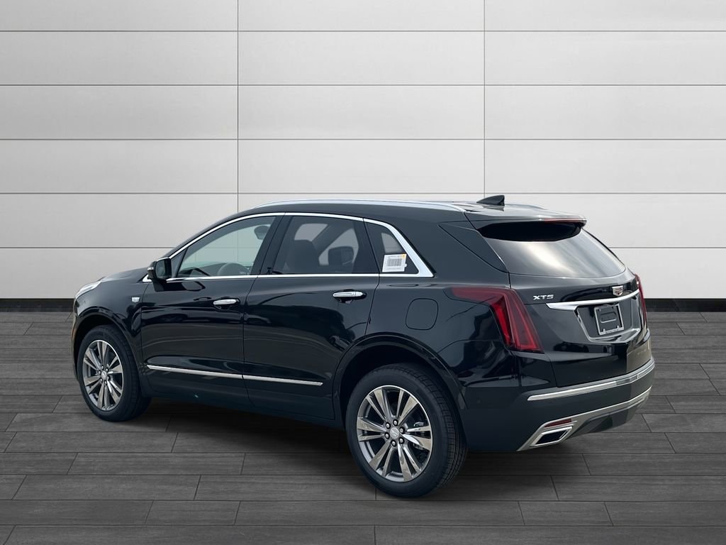 New 2026 CADILLAC XT5 Premium Luxury SUV
