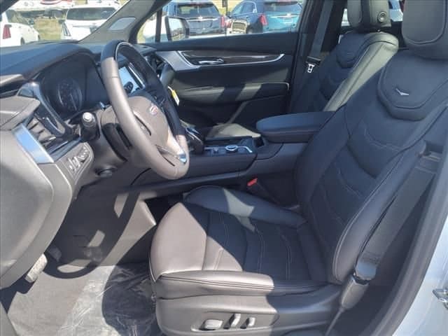 2025 Cadillac XT6 Premium Luxury - Photo 16