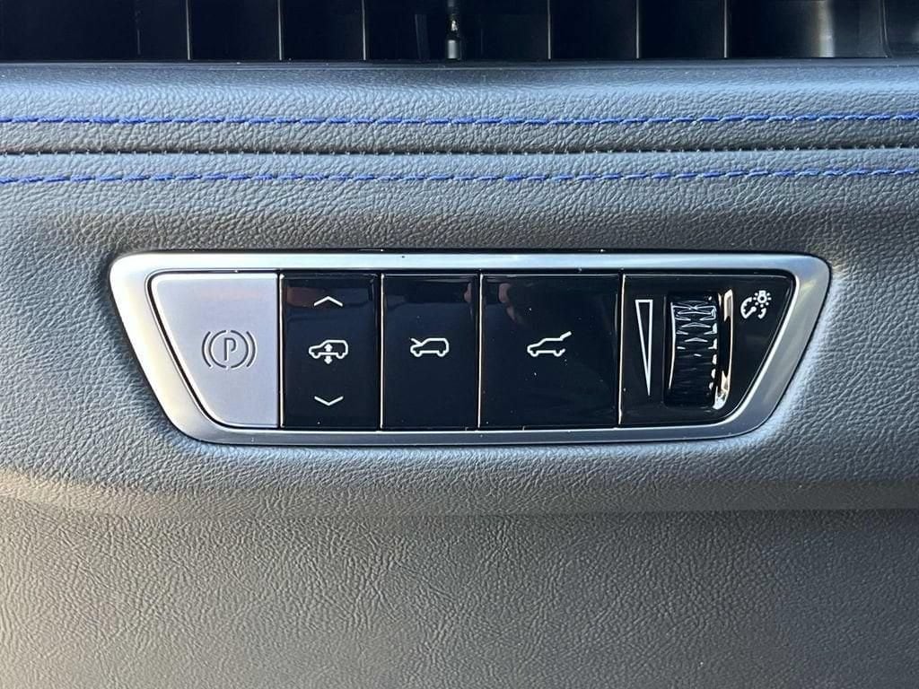 2026 Cadillac Escalade IQL Sport - Photo 28