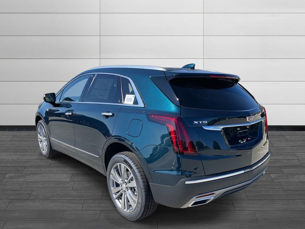 New 2025 CADILLAC XT5 Premium Luxury SUV