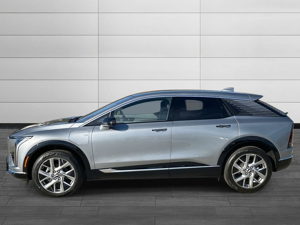 New 2026 CADILLAC OPTIQ Luxury SUV