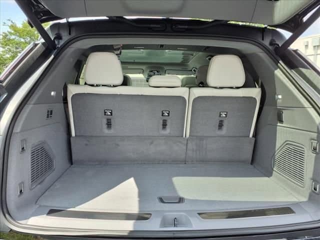 2026 Cadillac Escalade IQ Luxury - Photo 23