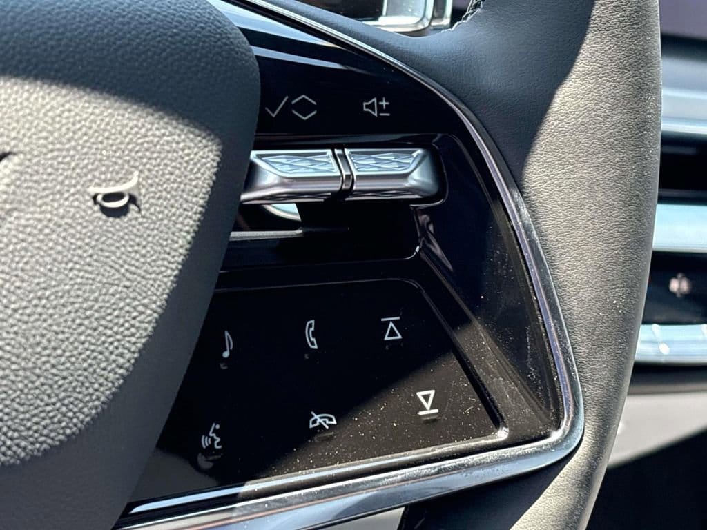 2026 Cadillac LYRIQ Luxury - Photo 26