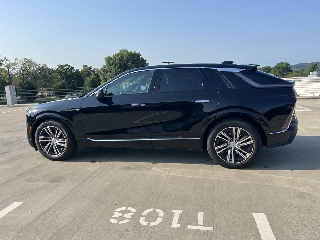 Certified 2024 CADILLAC LYRIQ Luxury 2 SUV