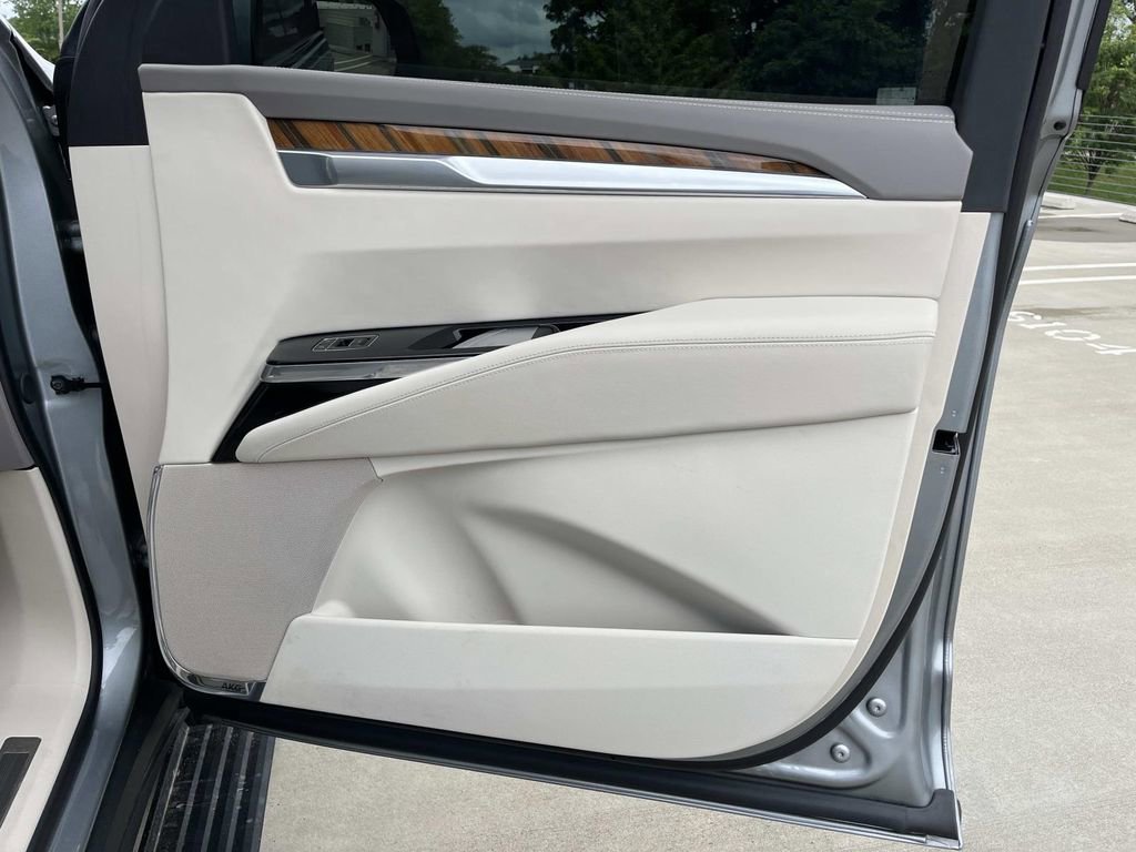 2025 Cadillac Escalade Sport Platinum - Photo 24