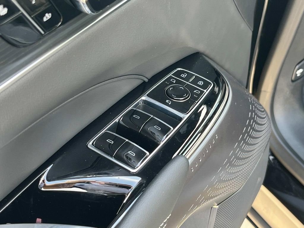 2026 Cadillac LYRIQ Luxury - Photo 22