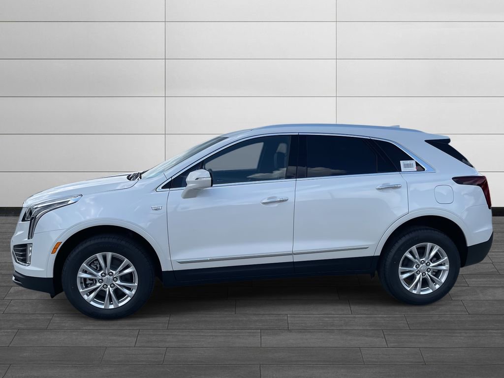 2025 Cadillac XT5 Luxury photo 2