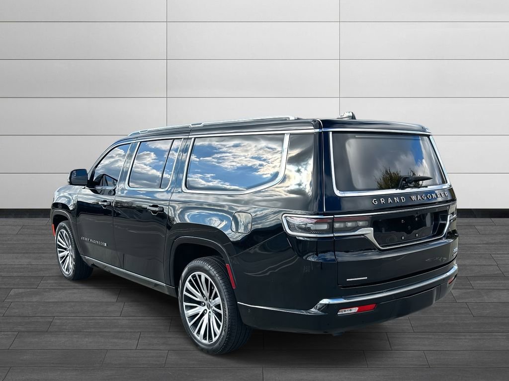 2023 Jeep Grand Wagoneer L III photo 3