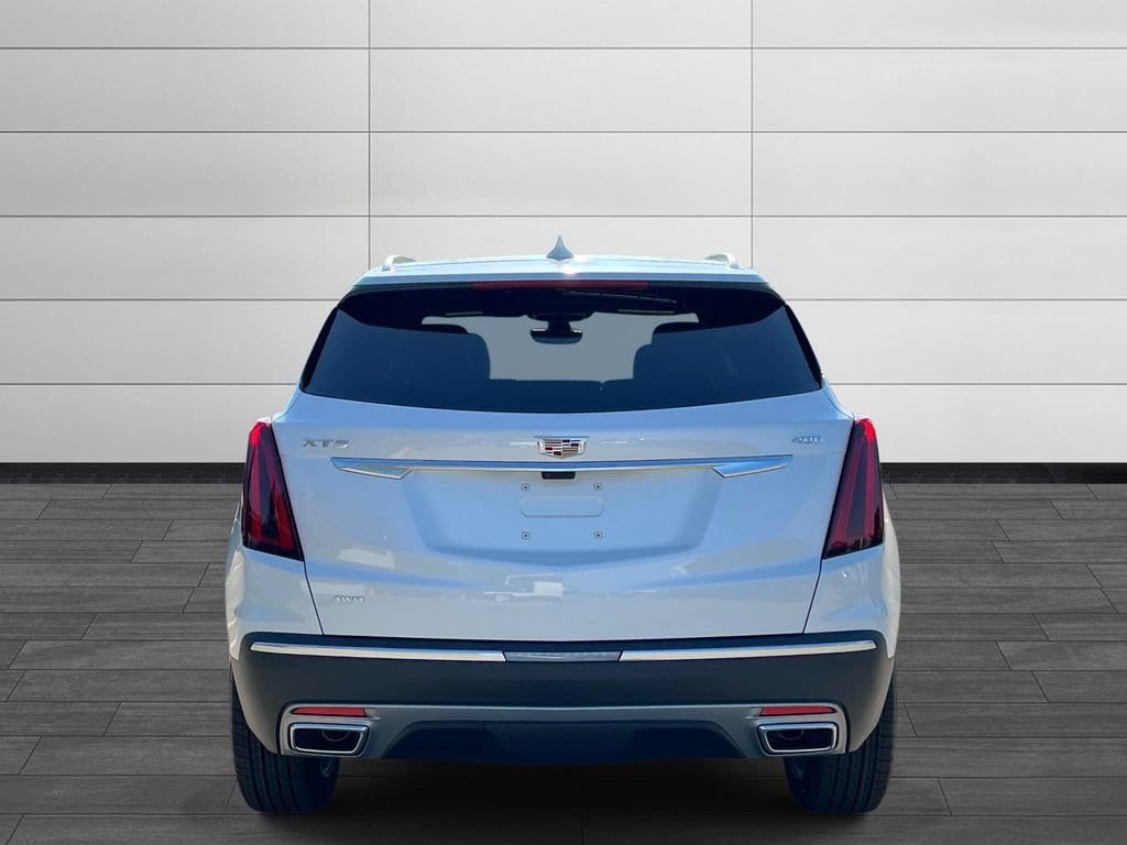 New 2026 CADILLAC XT5 Premium Luxury SUV